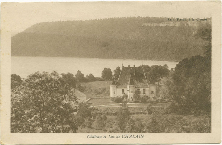 Chalain (Jura). Château et lac de Chalain.