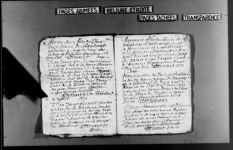 Série communale : baptêmes, mariages, sépultures mars 1733-1744.