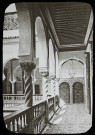 Reproduction d'une vue de la cour intérieure du palais de l'archevêché à Alger.