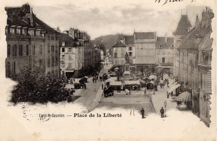 Lons-le-Saunier (Jura). Place de la Liberté.