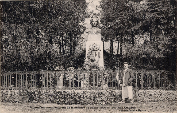 Salins. Monument commémoratif de la défense de Salins par Max Claudet. Librairie David Mauvas