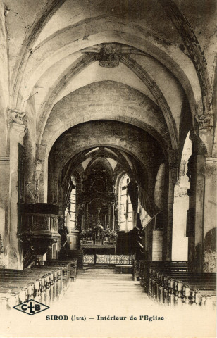 Sirod (Jura). L'intérieur de l'église. Besançon.