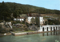 Environs de Barrage de Vouglans (Jura). cc3. La Chartreuse de Vaucluse noyée dans la retenue d'eau du Barrage de Vouglans. Le portique principal reconstruit par E.D.F., 300m. plus haut. Mâcon, "cim" imprimerie Combier.