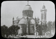 Reproduction d'une vue de la basilique Notre-Dame d'Afrique à Alger.