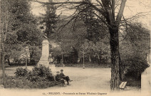 Poligny (promenade Gagneur). Promenade et statue de Wladimir Gagneur