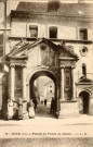 Dole (Jura). 26. Le portail du palais de justice. Photypie artistique de l'Est, Besançon (Doubs), C. Lardier.