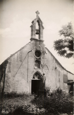 Arinthod (Jura) 1. La chapelle. Mâcon, imprimeur Combier.