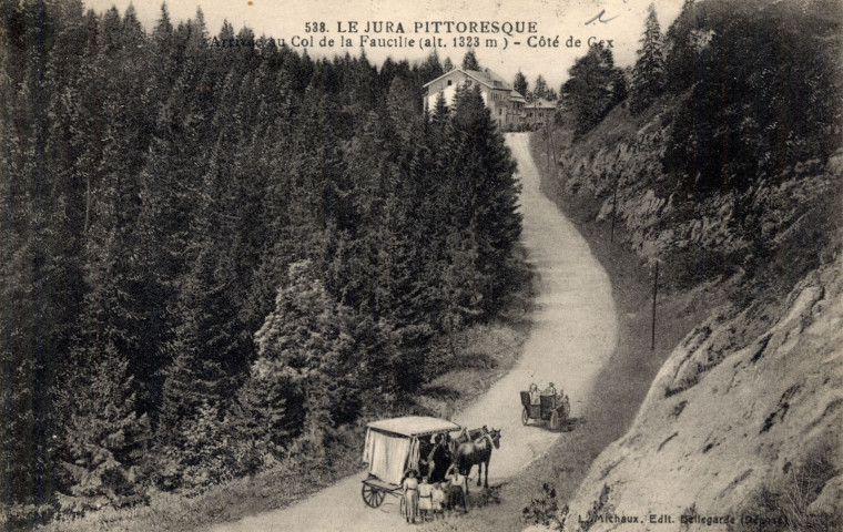 Col de la Faucille (Jura). 538. Arrivée au Col de la Faucille, Alt. 1323m., côté de Gex. Bellegarde.