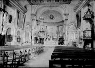 Intérieur de l'église, 1933. Monnet-la-Ville