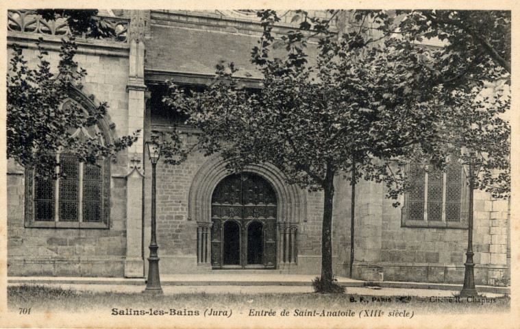 Salins-les-Bains (Jura). Entrée de Saint-Anatoile (XIIIe siècle). Paris, B.F. Paris.