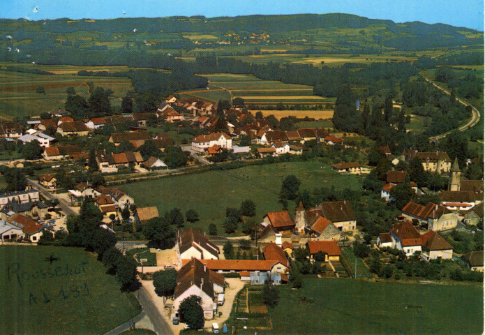 Domblans (Jura). u,794. Vue Générale. Au fond Bréry.
