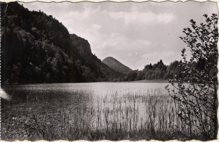 Le Lac Maclu (Jura). Dole (Jura), E. Protet.