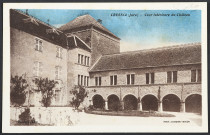 Cressia - Cour intérieure du château