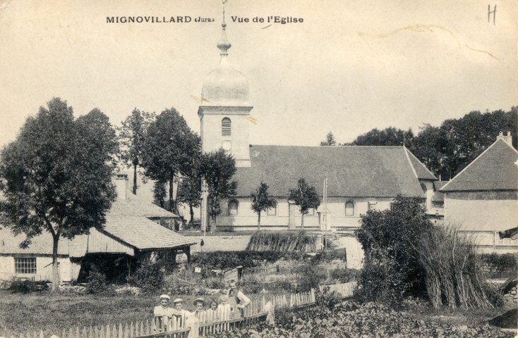 Mignovillard (Jura). Vue de l'église.