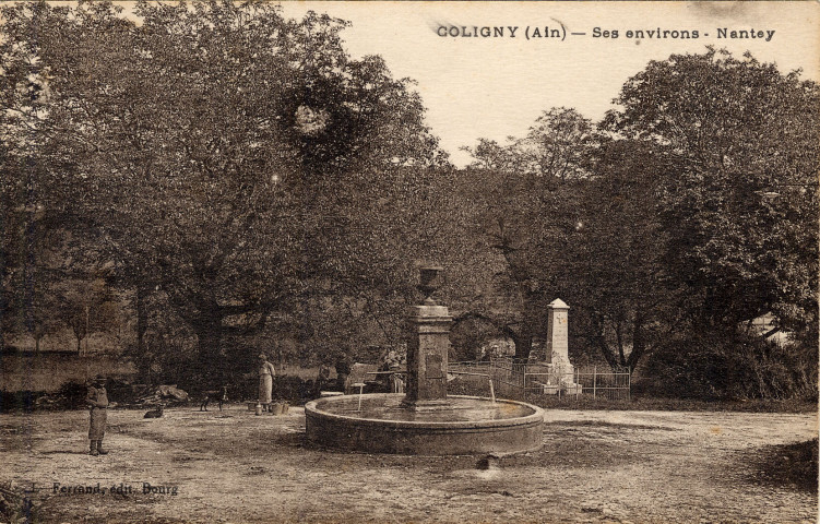 Nantey (Jura). Nantey. La fontaine et le monument aux Morts. Bourg-en-Bresse, L. Ferrand.