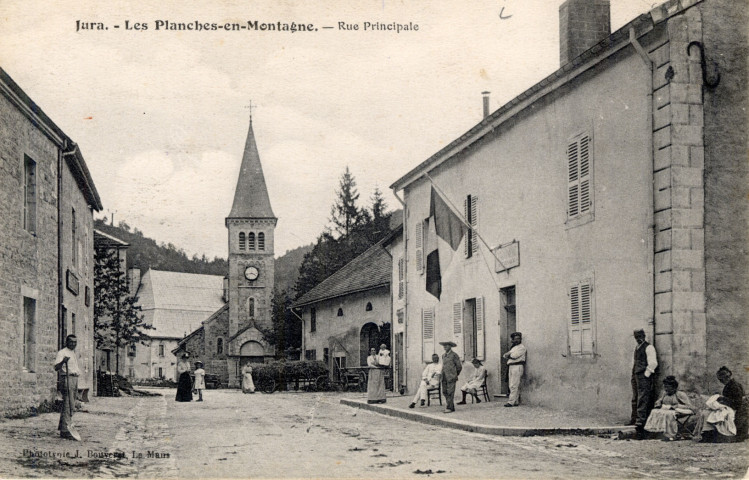 Les Planches-en-Montagne (Jura). Rue principale.