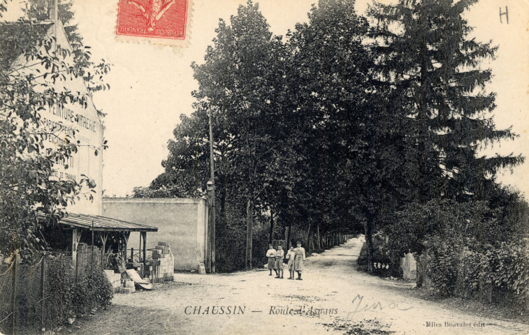 Chaussin (Jura). La route d'Asnans. Melles Bonvalot.
