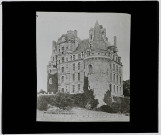 Reproduction d'une vue du château de Brissac.