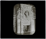 Reproduction d'une vue de la cheminée de la salle des gardes du château de Fontainebleau.