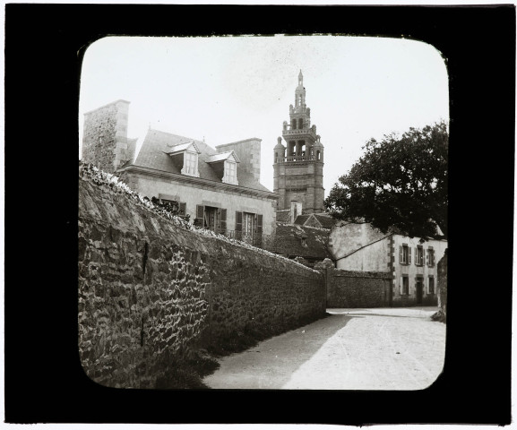 Reproduction d'une vue du clocher de l'église Notre-Dame de Croaz-Batz de Roscoff.