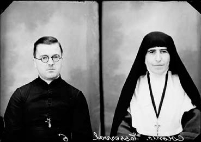 Identités. Religieuse. Curé. Colonie. Esserval