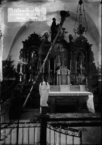 Défense de l'église, mars 1906. Plénise