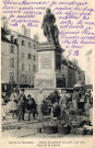 Lons-le-Saunier (Jura). Statue du général Lecourbe, par Etex. Place de la Liberté. Paris, B.F.