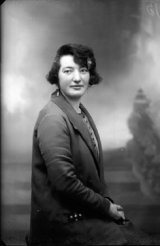 Jeune fille Masson. La Latette