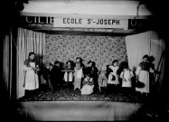 Théâtre. Ecole Saint-Joseph de Nozeroy