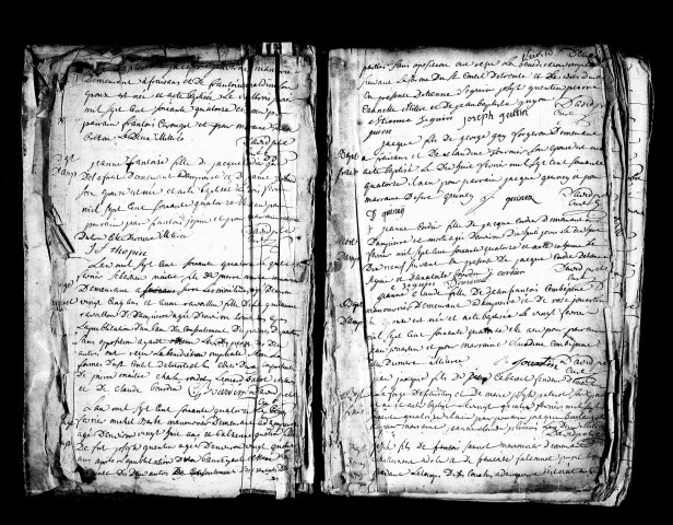 Série communale : baptêmes, mariages, sépultures.