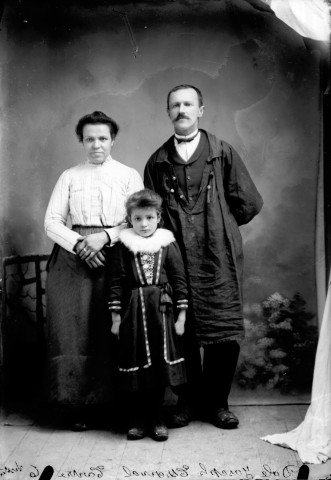 Famille Joseph Dole. Esserval-Tartre