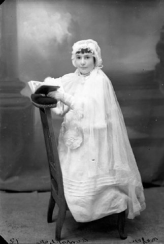 Communiante Defer. Pontarlier