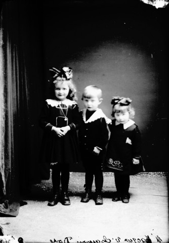 Trois enfants Jacques Chauvin. Doye