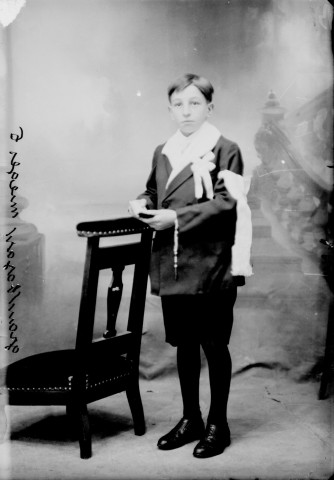 Communiant. Grand Bazar. Mièges