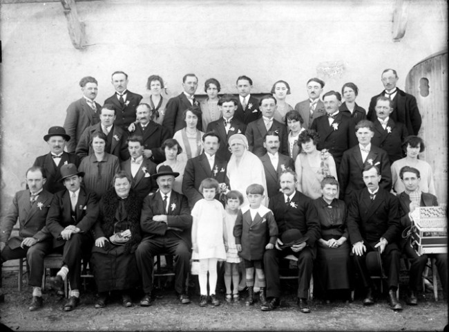 Groupe mariage. 1928
