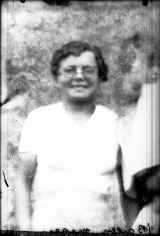 Reproduction. Un femme Bailly. Mièges