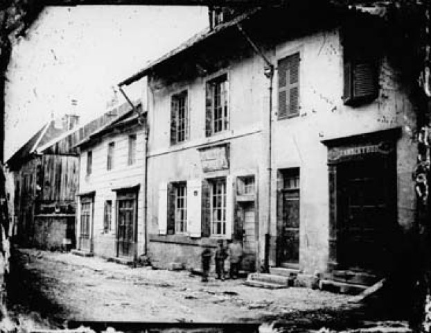 Façade, Au grand café. Lamberthod