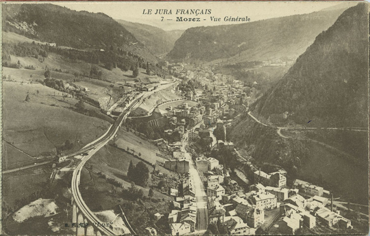 Carnet intitulé "Le Jura Français" contenant 24 cartes postales
