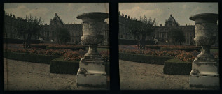 Château de Versailles, vue sur la chapelle depuis le parterre du Nord.