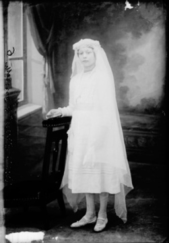 Communiante. Louis Grand. Plénisette