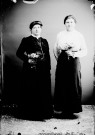 Deux femmes Madame Dole. Cantonnier