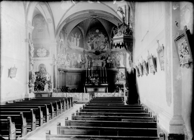 Intérieur de l'église. Censeau