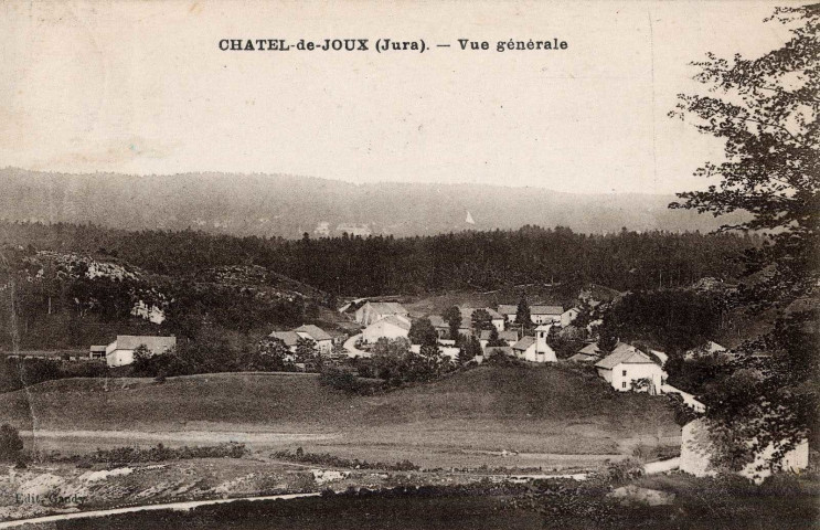 Châtel-de-Joux (Jura). Une vue générale. Gaudy.