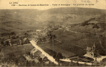 Environs de Lons-le-Saunier (Jura). 1820. Vallée de Revigny, vue générale du Village. Paris, B.F.