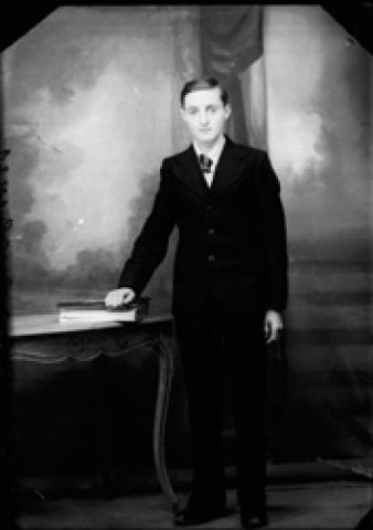 André Roche. Onglières