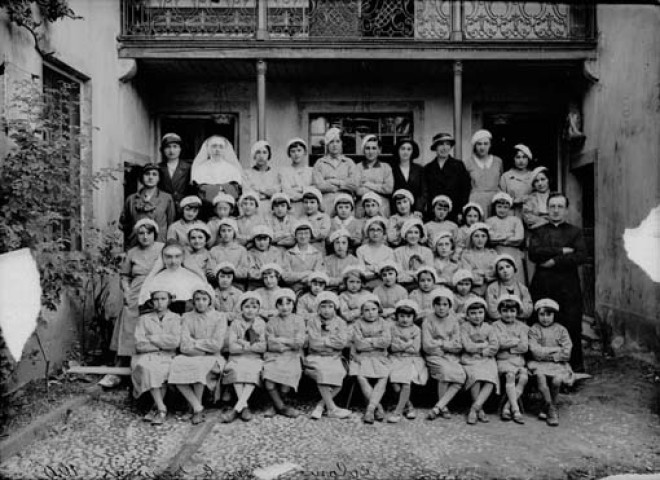 Colonie. Lons-le-Saunier