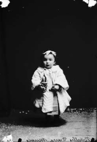 Enfant Pierre Bailly. Mièges