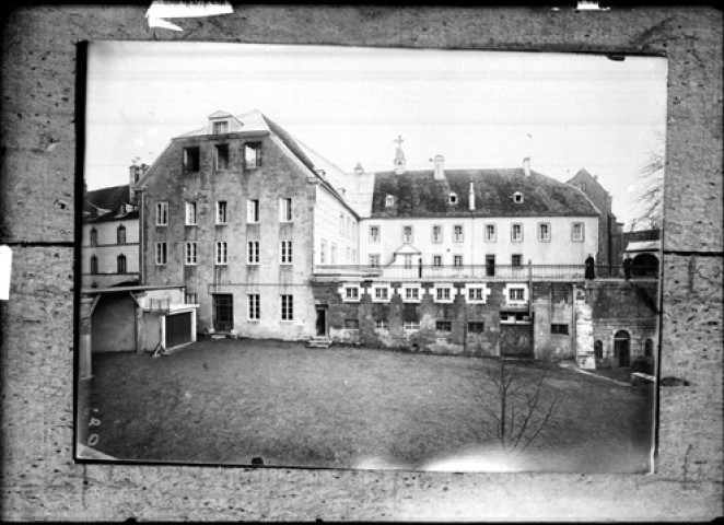 Séminaire, vue extérieure