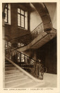 Lons-le-Saunier (Jura). 3952. L'escalier de l'hôpital. Mulhouse-Dornach, Braun et Cie.