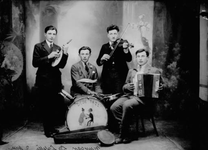 Musiciens. La Latette